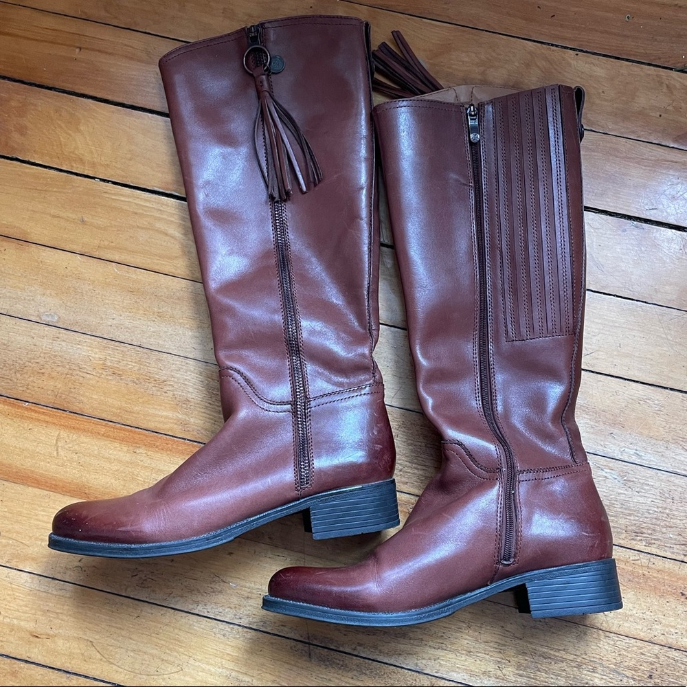 Busselo Long Brown Boots